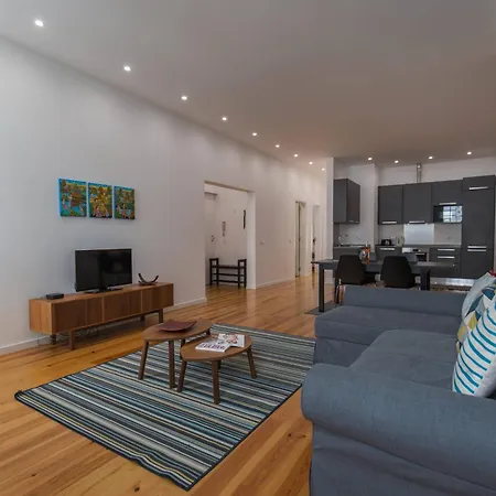 Flat By Pink St Appartement