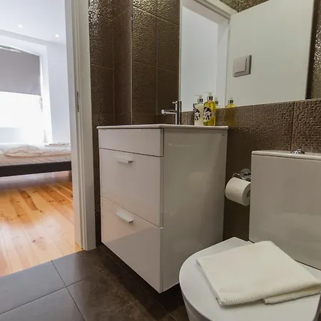 100 A - Casa Chiado-charming Lisbon