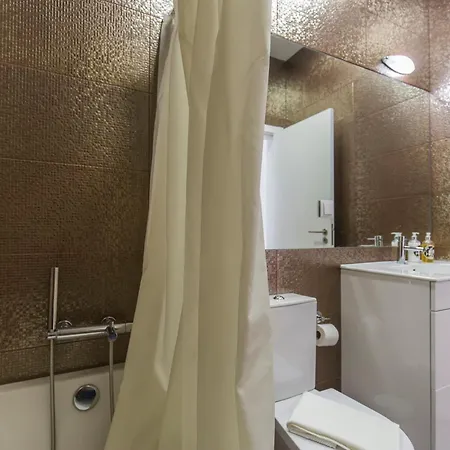 Flat By Pink St Appartement