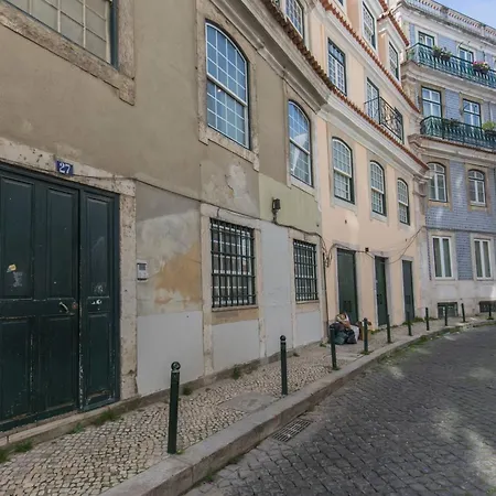 Flat By Pink St * Лісабон