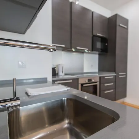 Flat By Pink St Apartamento