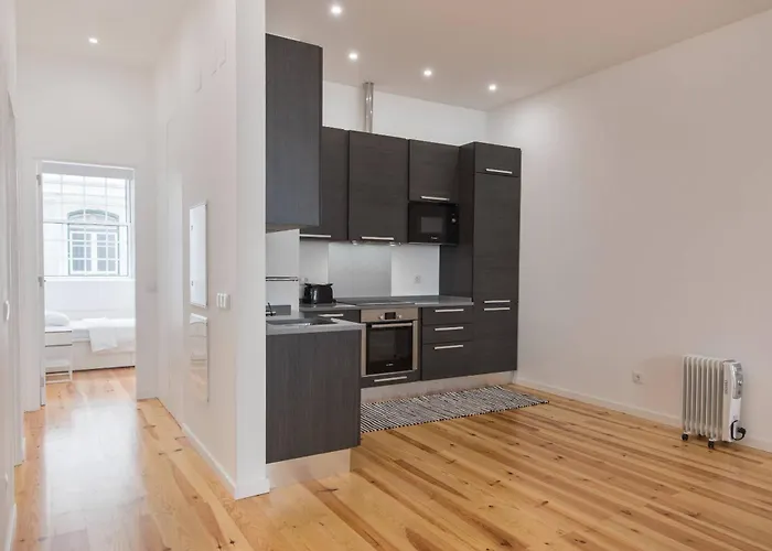 Apartment Flat By Pink St Lisbon