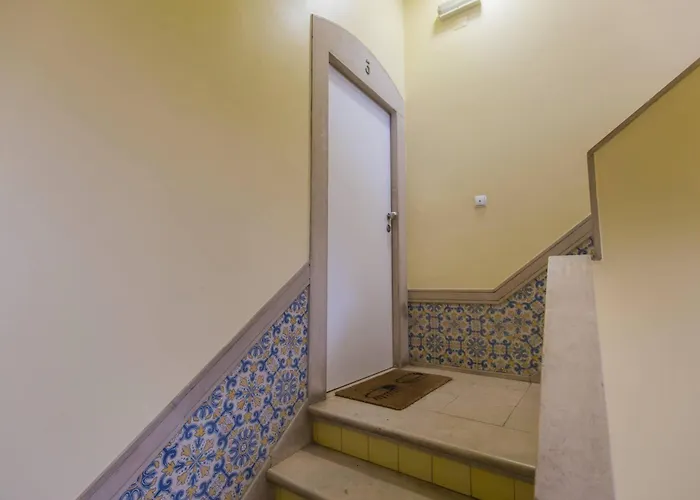 Flat By Pink St Lisbon