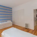 Διαμέρισμα Flat By Pink St Lisboa